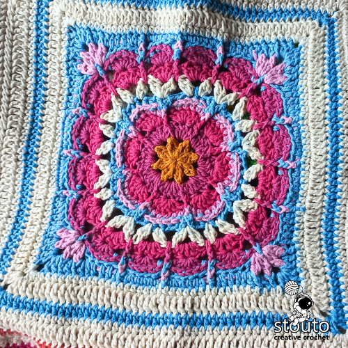 Boxed Flower Squares Crochet Blanket : Square Four (Free Pattern)