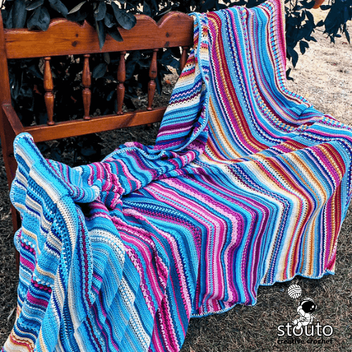 Temperature blanket crochet pattern with 365 rows of mixed stitches