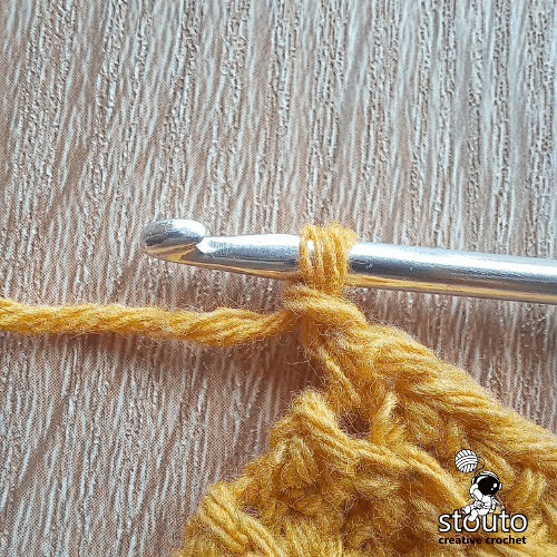 Back loop only step by step - chain for turn
