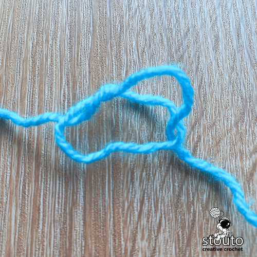 Crochet Slipknot Step 1 and 2