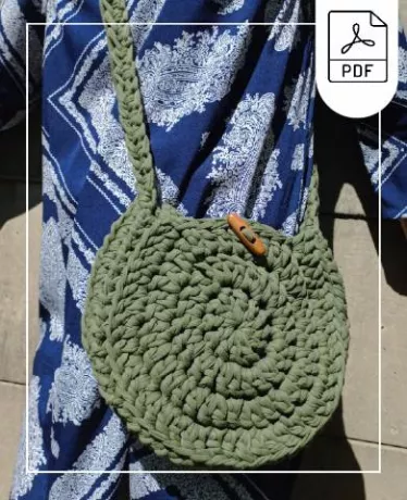 Thirt yarn crochet handbag pattern