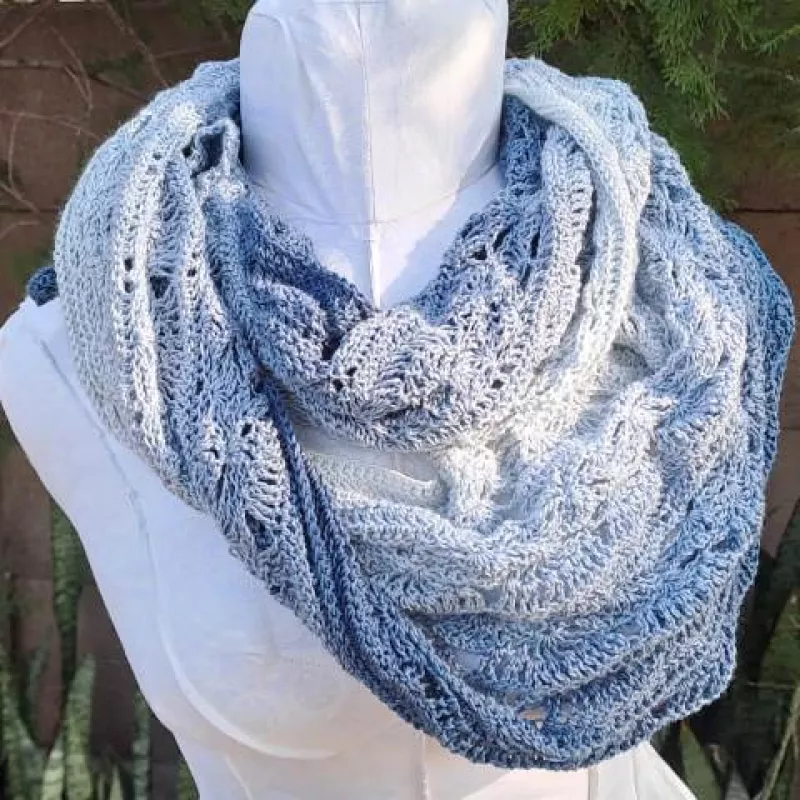 4-row easy free crochet pattern for womens scarf