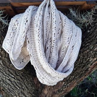 Crochet Wrap Scarf Pattern for Autumn and Winter