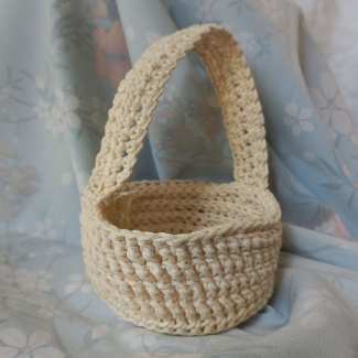 Quick-mini-crochet-basket