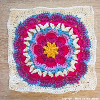 Make 2 large flower granny squares for Large tote bag pattern