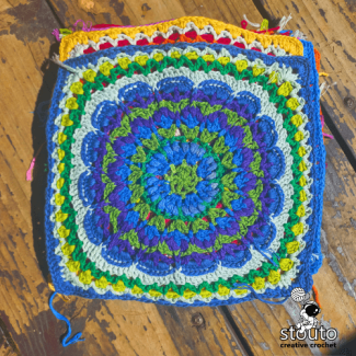 African Flowers Patchwork Square 3 vibrant floral crochet motif