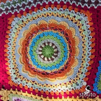 Free Crochet Large Flower Blanket Square -African Patchwork Square 04