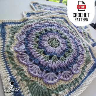 Decorative Large Crochet Granny Square Flower Pattern