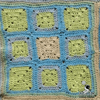 Crochet granny squares color.layout 3