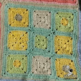 Crochet granny squares color layout 12