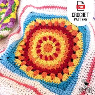 Sunnydays square - Boxed Flower Square Blanket Pattern