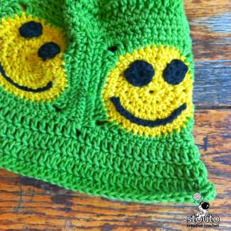 joined crochet squares for bucket hat