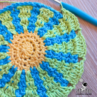Shape the flower petals true rounds 4 to 10