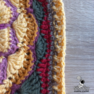 Daisy Style TexturedDaisy Styled Granny Square Pattern - Free Pattern - Round 18 and 19