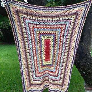 Hanging crochet baby balnket