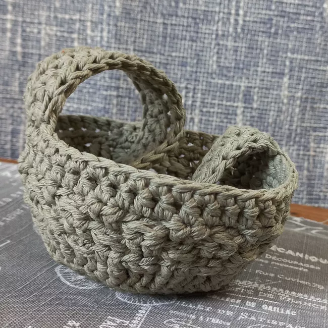 Crochet basket weave mini basket
