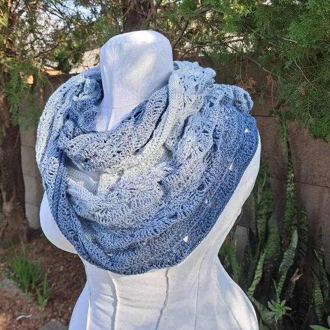 woman-crochet-pattern-accessories