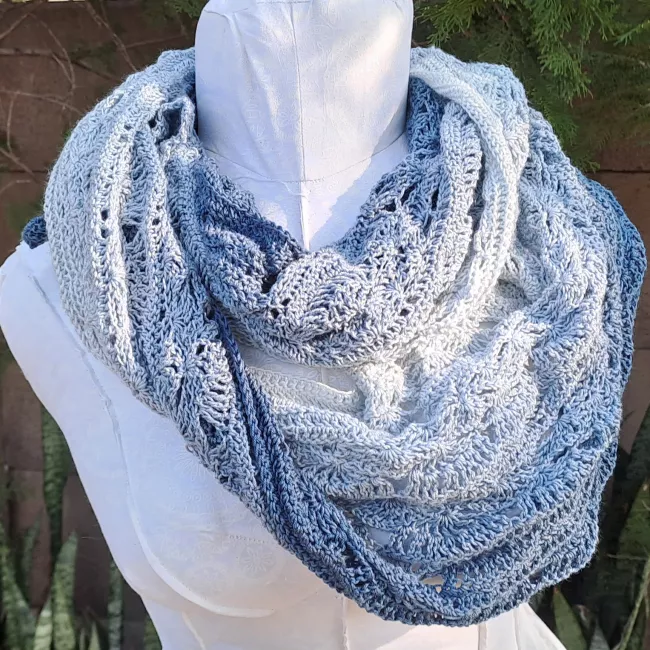 woman-crochet-pattern-accessories