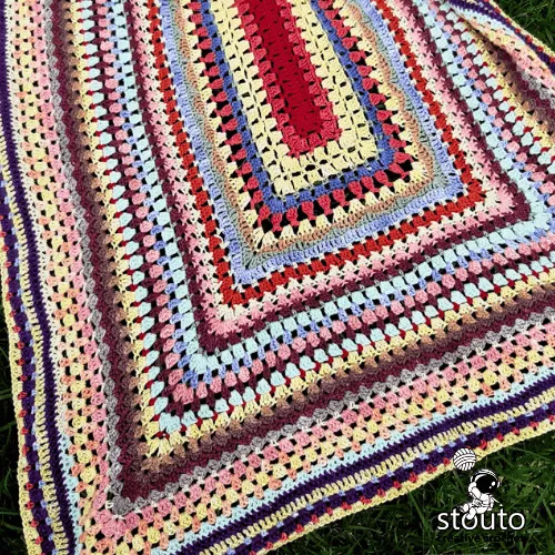 Crochet with leftover yarn baby blanket pattern using small amounts of scrap yarn