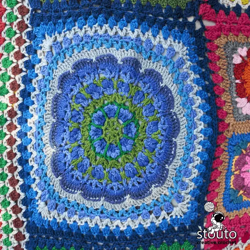 African flower granny square sample pattern 3 worked in bold colors