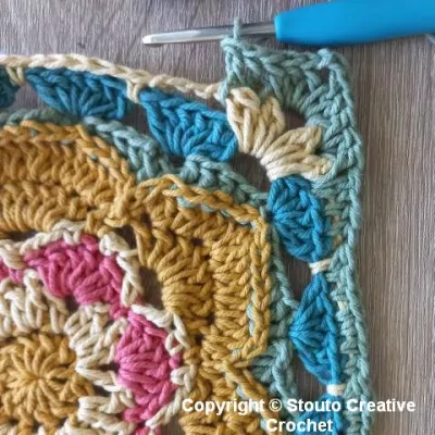 Free Crochet Pattern Big Flower Crochet Square Round 10 B