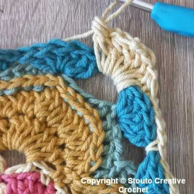 Free Crochet Pattern Big Flower Crochet Square Round 9