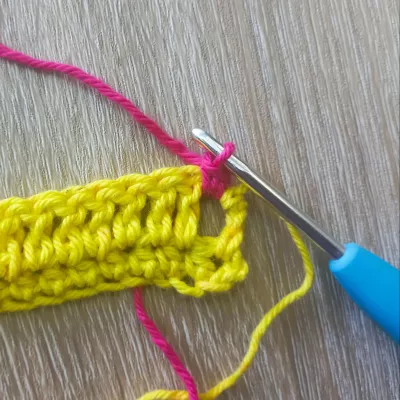 Join yarn in starting chain for prevoius row