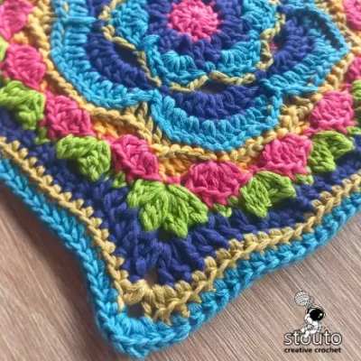Large crochet granny square patterns
