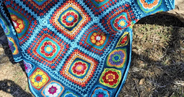 Beginner friendly African flower granny square crochet motif